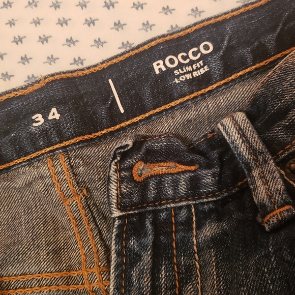 Express Rocco Distressd Jean Shorts - Picture 3 of 5